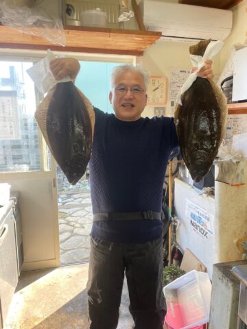 外川港孝進丸乗船の岡川さん、ヒラメ数釣り！